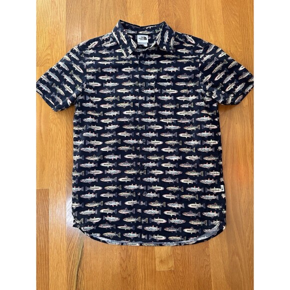 The North Face Mens Shirt Size S Baytrail Pattern Fish Short Sleeve Blue Camp - Picture 1 of 11